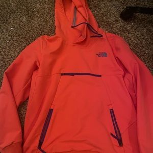 Women’s north face inside is fleece size large